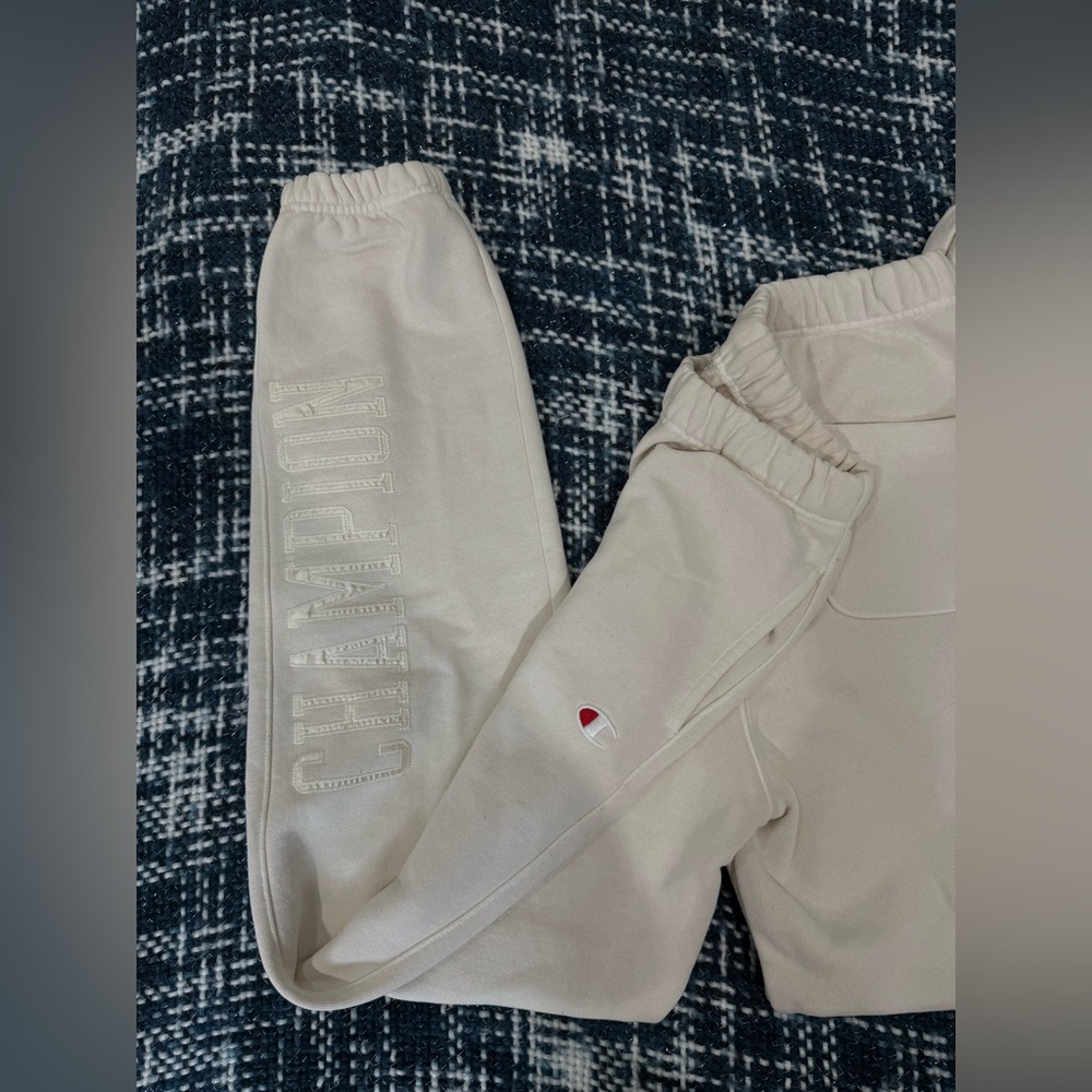 Champion Cream Sweatpants Relaxed Fit